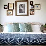 Bed & Breakfast One Thousand Waves 3*