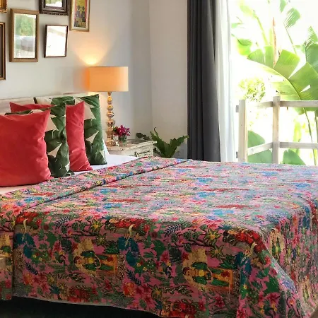 One Thousand Waves Bed & Breakfast