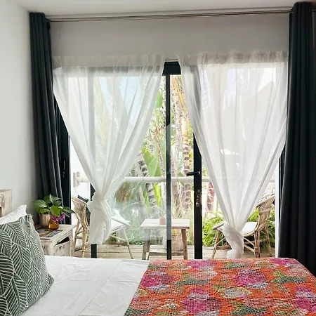 One Thousand Waves 3*