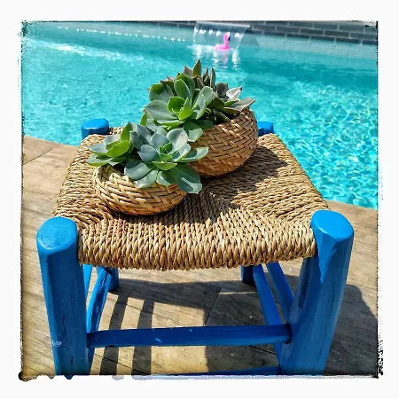 Bed & Breakfast One Thousand Waves 3*