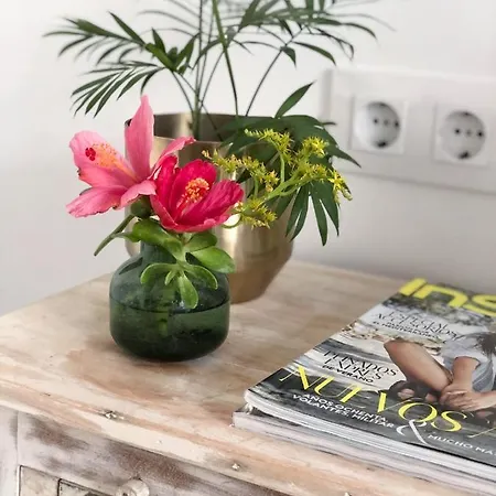 One Thousand Waves Bed and breakfast